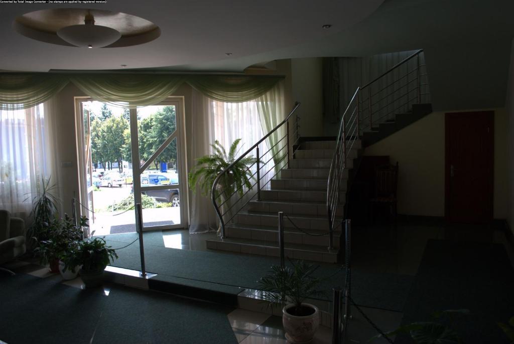 Hotel Europe Uzhhorod Exterior photo