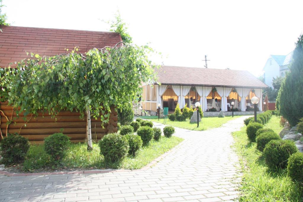 Hotel Europe Uzhhorod Exterior photo