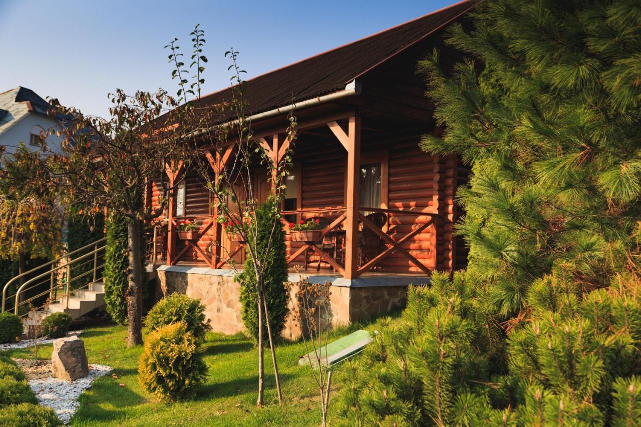 Hotel Europe Uzhhorod Exterior photo