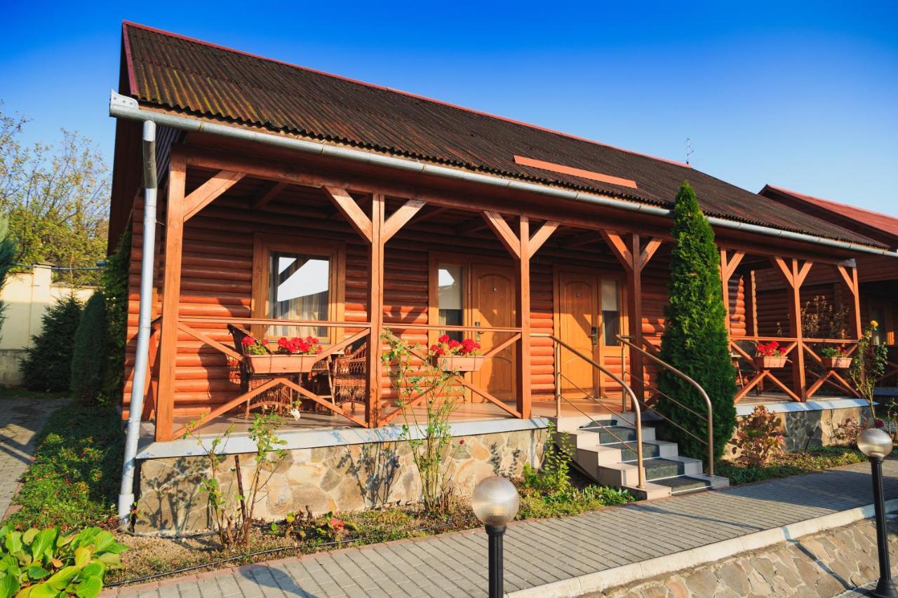 Hotel Europe Uzhhorod Exterior photo